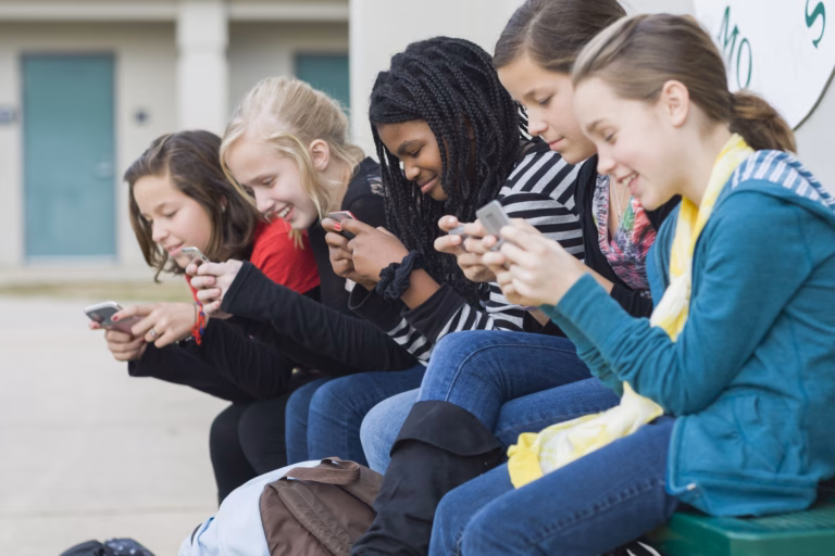 New group launches push for cell phone ban in NY schools: ‘Our kids’ well-being has collapsed’
