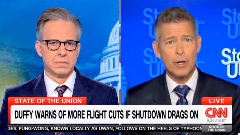 Transportation secretary gives dire warning on Thanksgiving air travel