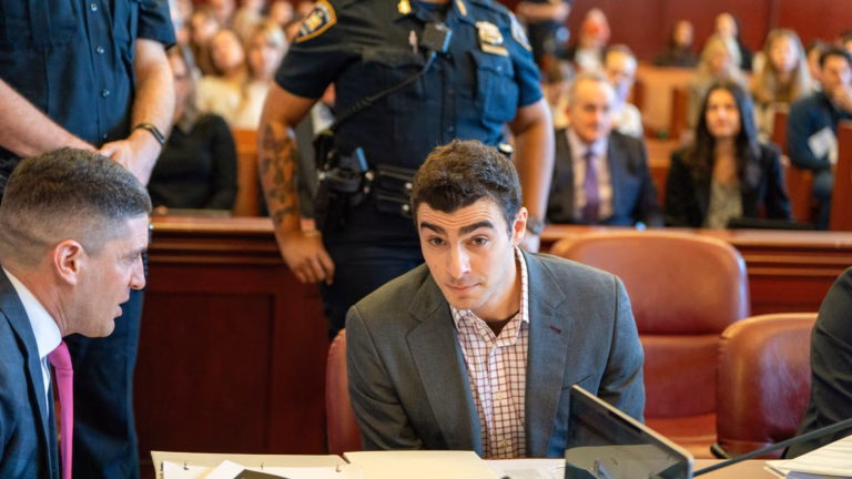 Luigi Mangione shown videos of UnitedHealthcare CEO killing in court